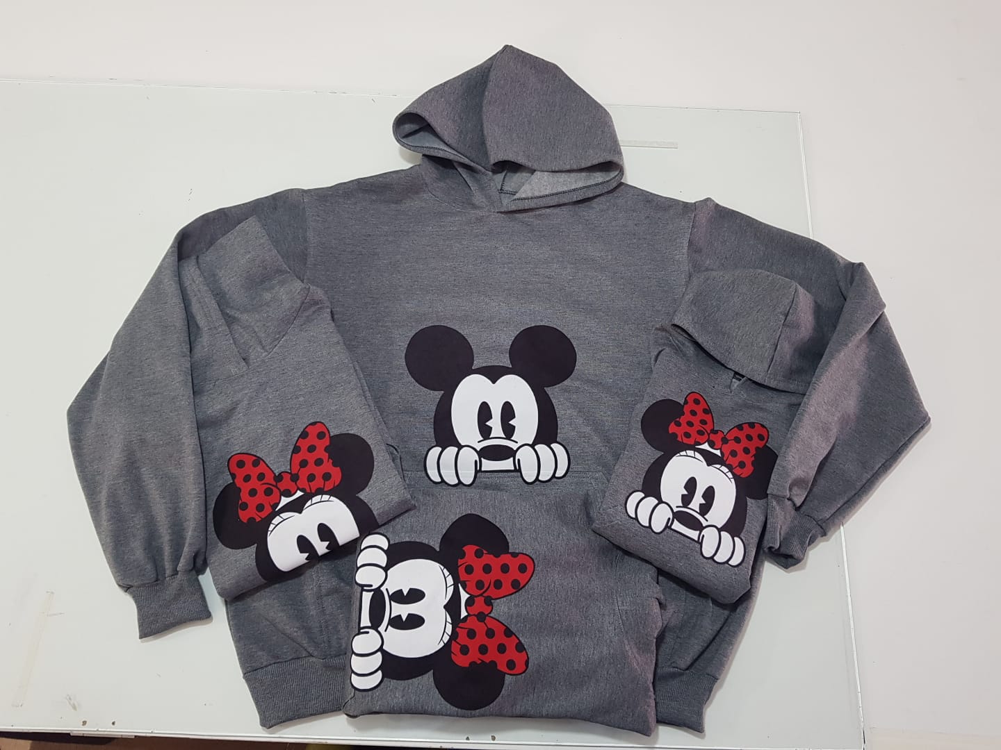 Chompa Gris Obscuro Mickey XXL